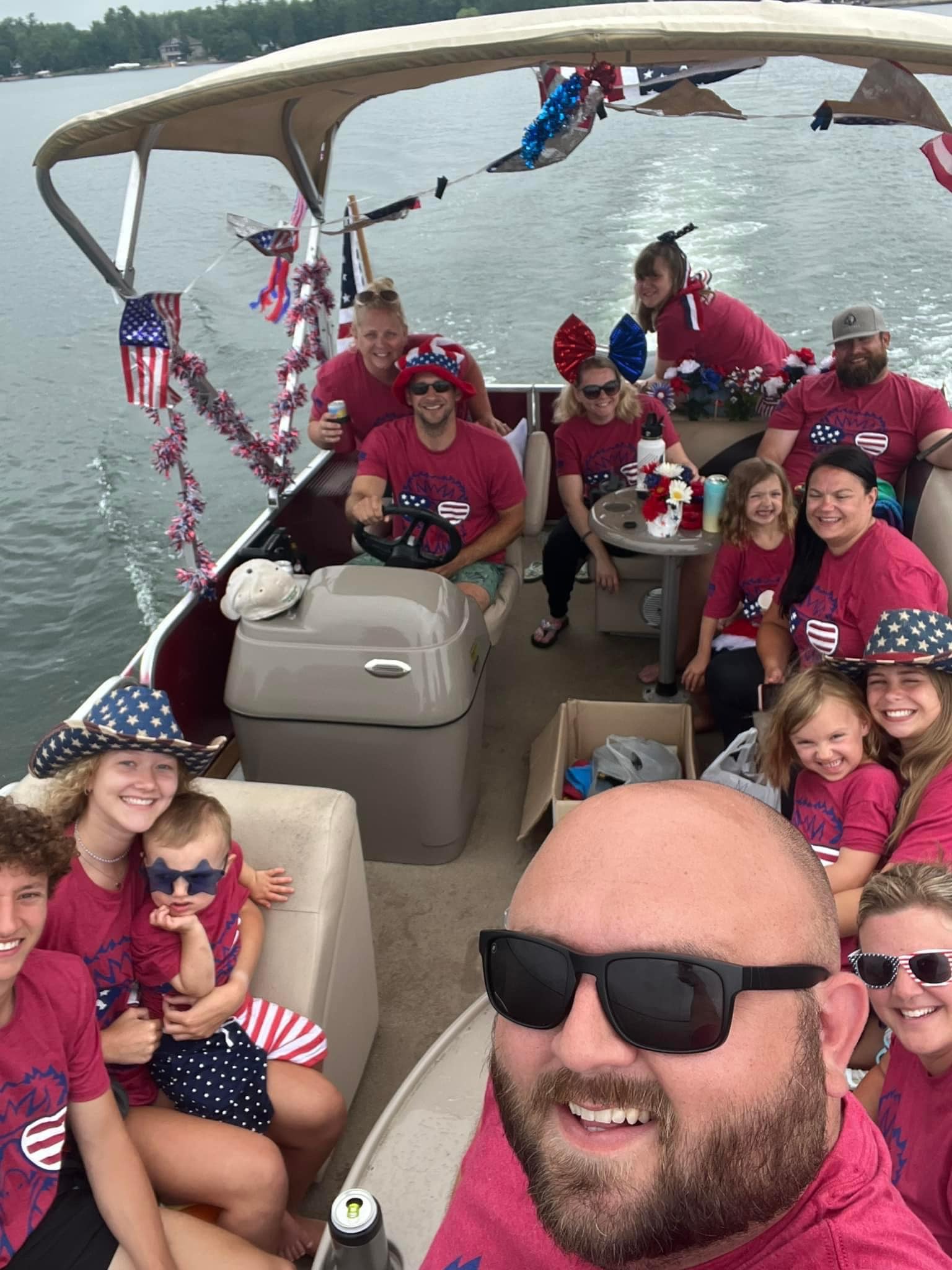 4th of July boat parade on Grace Lake